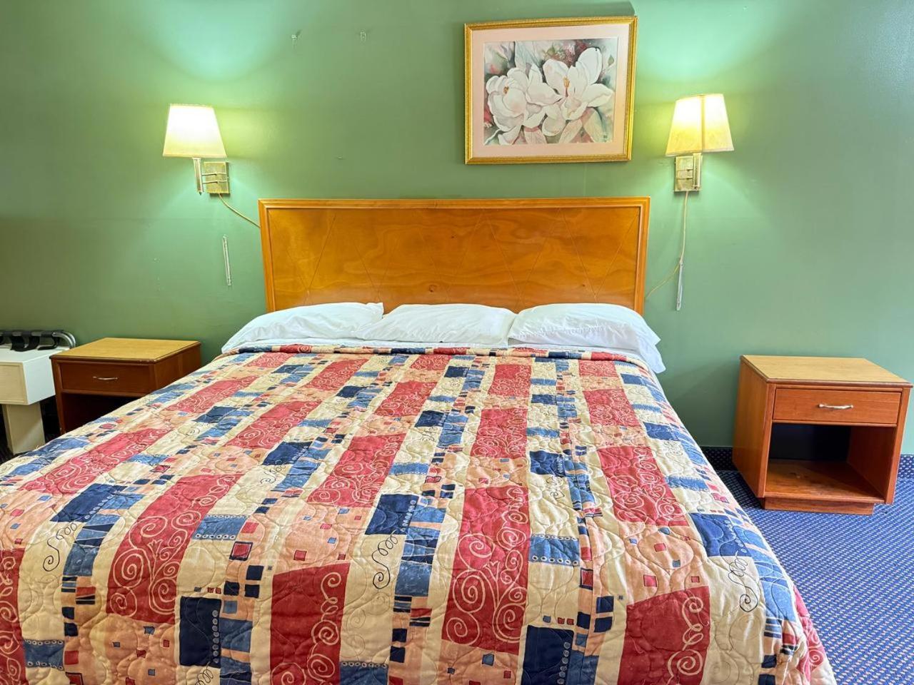 המפטון Relax Inn מראה חיצוני תמונה