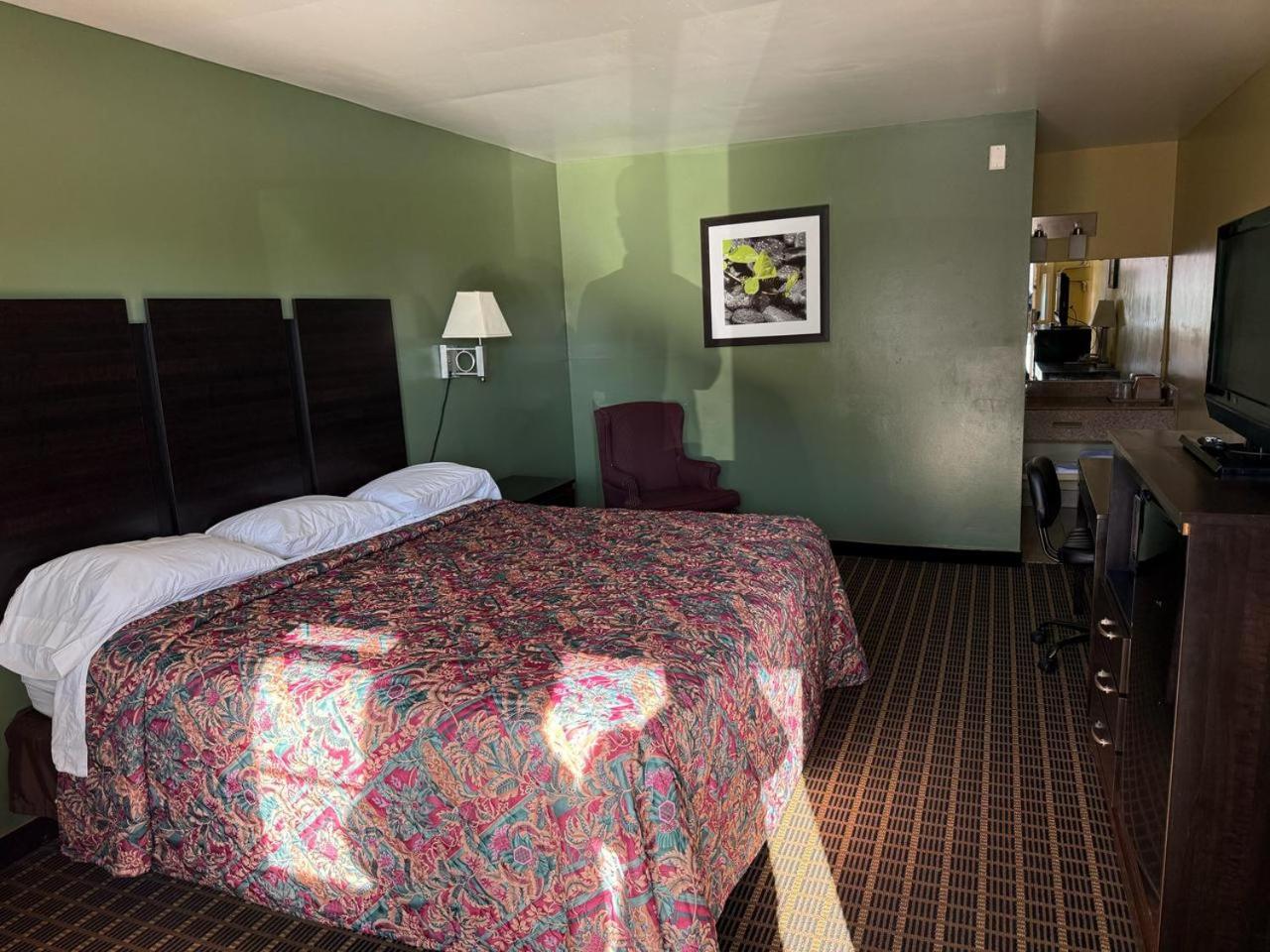 המפטון Relax Inn מראה חיצוני תמונה