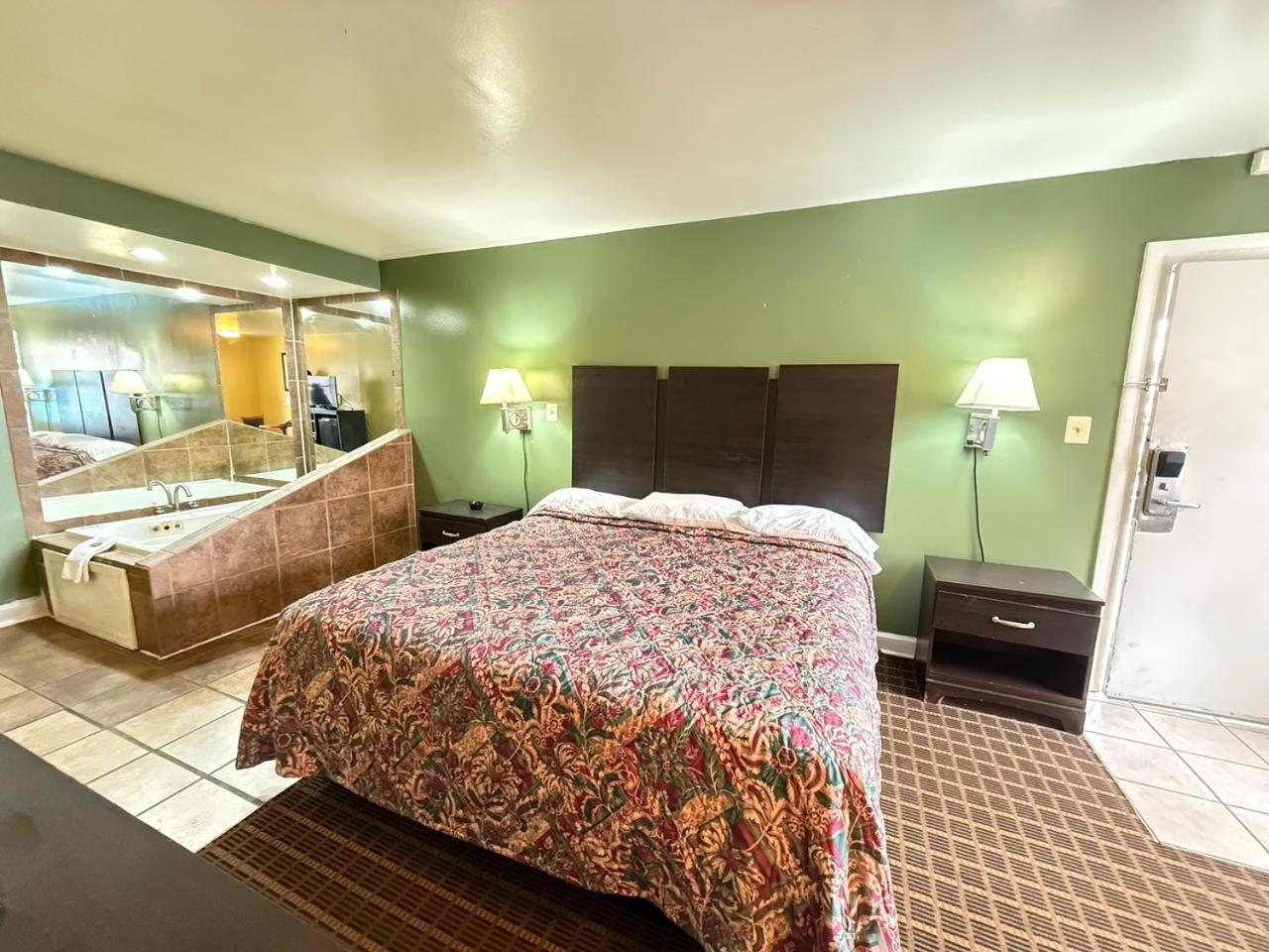 המפטון Relax Inn מראה חיצוני תמונה